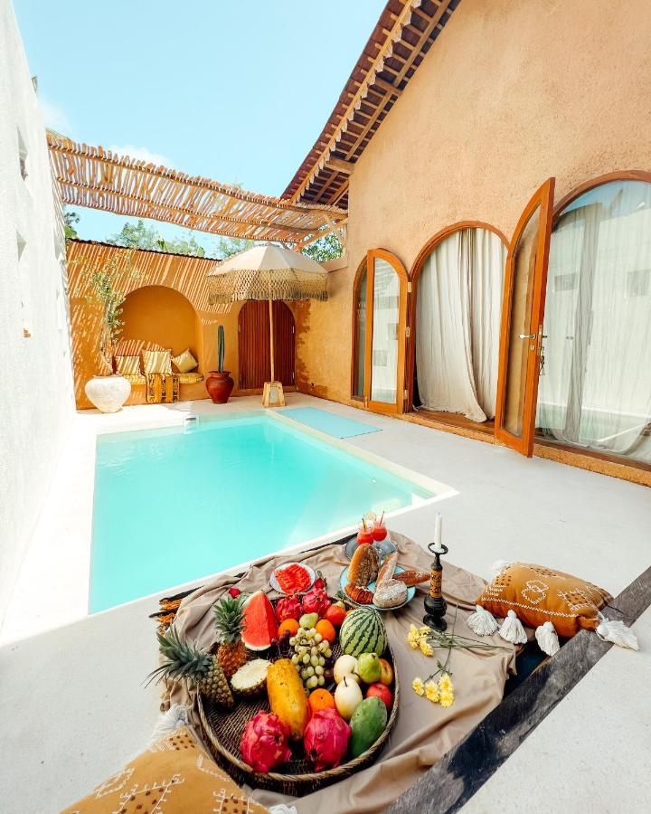 Gaia Villa Lombok Kuta  エクステリア 写真