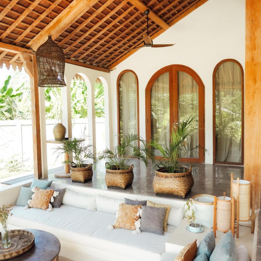 Gaia Villa Lombok Kuta  エクステリア 写真